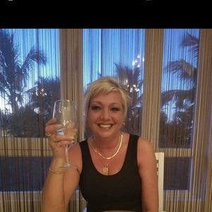 Meet your Posher, Jacinta